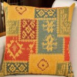Coussin ethnique jaune ? motif patchwork izmir