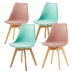 Cuisine design avec coussins en cuir et pieds en h�tre massif, m�lange de couleurs p�te de menthe verte ...