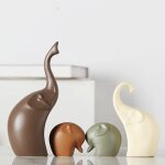 D�coration porcelaine �l�phants, set de quatre, cadeau familial artistique