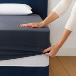 Drap housse 2 en 1 - al�se imperm�able int�gr�e - coloris carbone - 90 / 190 - dodo