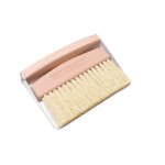 Ensemble balai brosse tablepelle poussire: pelle  poussire et brosse  main brosse  main en bois ...