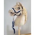 Ensemble hobby horse : licol a3 avec fourrure blanche et laisse en corde - blanc et bleu marine Ensemble hobby horse : licol a3 avec fourrure blanche et laisse en corde - blanc et bleu marine