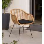 Fauteuil en rotin  calais  avec coussin noir - chaise pour ext�rieur ou int�rieur - pieds en m�tal noir ...