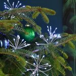 Guirlande lumineuse 15 mini bouguets blanc pur