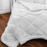 Promo linge - couette de luxe - qualit� hotel de luxe - 220x240cm 200 grammes