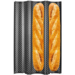 Moule pour baguettes croustillantes et dorees avec surface antiadhesive