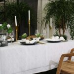 Nappe de no�l rectangulaire brod�e blanc 350x150 cm