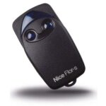 Nice ? t�l�commande 2 canaux 433. 92 mhz ? port�e 150m ext�rieur, 35m int�rieur ? alimentation pile 12v ...