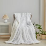 Plaid cachemire faux fourrure 130x160 cm ? poil long ? blanc cr�me ? canap�