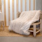 Plaid imitation fourrure � poil long naturel 130x170 cm