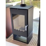 Po�le � bois 7, 5 kw ? rendement 80, 2 % ? pour volumes jusqu'� 120 m� ? �vacuation � 150 mm ? dimensions ...