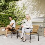 Redom ensemble table et chaises de salle � manger en rotin, comprenant deux chaises de jardin et une ...