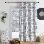 Rideau montagne sapins enneig�s gris clair 140x260 cm