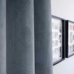 Rideau en velours � ?illets 140x270 gris clair occultant