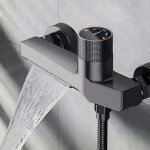 Robinet de salle de bain moderne monobloc - robinet mural pour baignoire / douche avec commandes eau ...