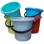 Seau en plastique de 9 litres avec �chelle.