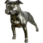 Staffordshire bull terrier, staffik, staffi ii - une statuette de chien grandeur nature, une figurine ...