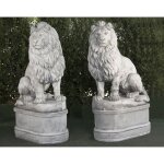 Anaparra - statue classique en pierre reconstitue paire de lions 105x50x135cm. peana 108x53x47cm.