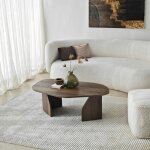 Table basse design effet bois fonc�, forme galet marfa