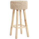 Le tabouret de bar en raffia