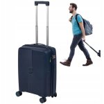 Valise cabine bleu fonc� - petite, id�ale pour les voyages, �l�gante, � roulettes et pratique. wowbag ...