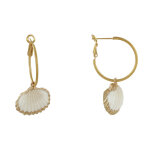 Boucles d'oreilles laiton doré créoles et coquillages Boucles d'oreilles laiton doré créoles et coquillages