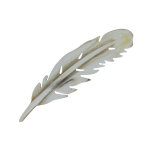 Broche plume en corne naturel mod�le 4