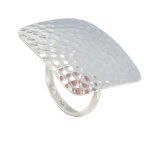 Les poulettes bijoux bague argent carr� martel� - taille 56