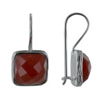 Les poulettes bijoux - boucles d'oreilles argent crochet carr� facett�e d'agate rouge