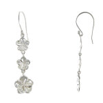 Les poulettes bijoux - boucles d'oreilles argent trois fleurs