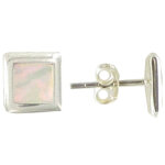 Les poulettes bijoux - boucles d'oreilles carr� en argent et son centre de nacre