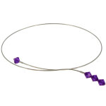 Les poulettes bijoux - collier cristal torque argent perles violettes facet�es