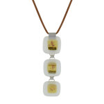 Les poulettes bijoux - collier verre trois carr�s jaune et or
