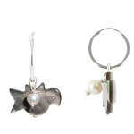 Les poulettes bijoux - v boucles d'oreilles cr�ole argent et oiseaux nacre grise iri