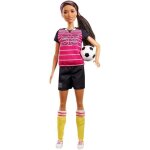 Barbie - footballeuse - 60eme anniversaire - poupee mannequin - theme metiers Barbie - footballeuse - 60eme anniversaire - poupee mannequin - theme metiers
