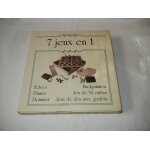 Coffret 7 jeux en 1 - jeux de d�s avec godets - jeu de 54 cartes - backgammon - dominos - dames - echecs ...