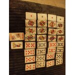 Jeu de 32 cartes de belote publicitaire, l'ecuyer, vin l�ger - vin parfait, cartes plastifi�es de luxe, ...