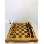 Jeu d'echecs, backgammon et dames am�ricaines en bois pliable