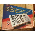 Jeu d'échecs electronique a 17 niveaux tandy 1850 no. 60 - 2201 complet en boite 1988 Jeu d'échecs electronique a 17 niveaux tandy 1850 no. 60 - 2201 complet en boite 1988