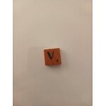 Lettre de scrabble en bois - lettre v