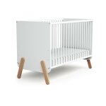 Lit bébé 60x120 cm pirate blanc et hêtre verni Lit bébé 60x120 cm pirate blanc et hêtre verni