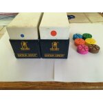 Lot de 2 boîtes pleines de questions trivial pursuit - edition genus 1984 avec 6 camemberts et triangles ... Lot de 2 boîtes pleines de questions trivial pursuit - edition genus 1984 avec 6 camemberts et triangles ...