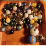 Lot de 50 billes et 3 calots Lot de 50 billes et 3 calots