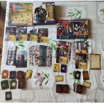 Lot forteresses et clans, bo�te de base, deux extensions et plateau
