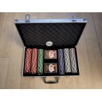 Malette de 300 jetons de poker 2 jeux de cartes