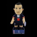 Poupluche psg zlatan ibrahimovic - collection officielle paris saint germain - poupée / peluche maillot ... Poupluche psg zlatan ibrahimovic - collection officielle paris saint germain - poupée / peluche maillot ...
