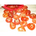 Runes en pierres semi - prcieuse cornaline rouge - 25 runes, voyance esotrisme