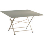 Table pliante carrée couleur muscade l 128 x l 128 x h 74 cm Table pliante carrée couleur muscade l 128 x l 128 x h 74 cm