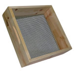 Tamis � terre bois et acier 44x44 cm - maille 6 mm