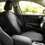 Jeu de housse sur mesure pour peugeot 207 4 / 5 places dbs en polyester gris et noir